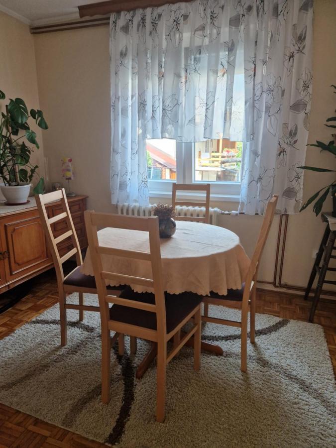 Guesthouse Irac توزلا المظهر الخارجي الصورة
