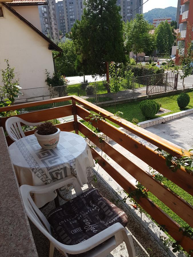 Guesthouse Irac توزلا المظهر الخارجي الصورة